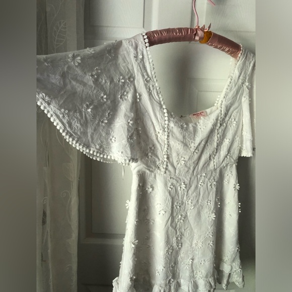 Showpo. Fancy A Spritz Square neck Mini Dress Embroidery floral babydoll size 8 - Picture 4 of 14